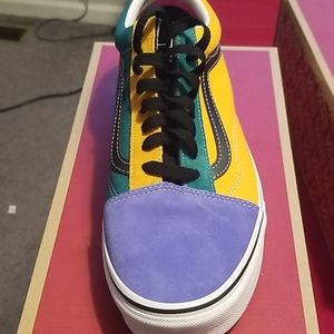 New Van's shoes